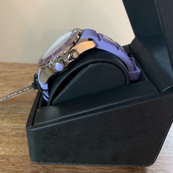 NWT KYBOE! light purple watch - Picture 4 of 5